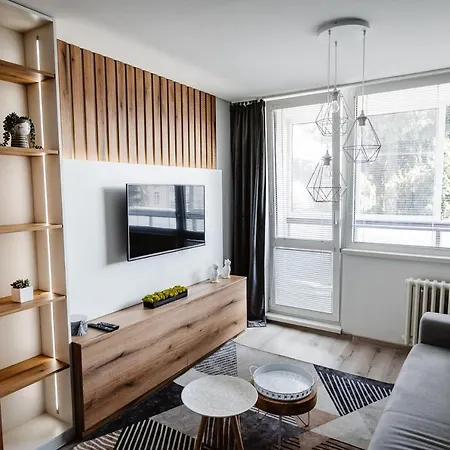 Ah Zizkova Apartamento Košice